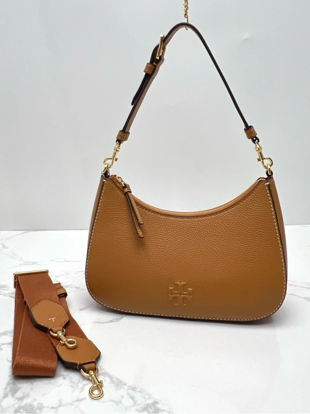 Tory Burch Saddle Shoulder Bag in Cognac